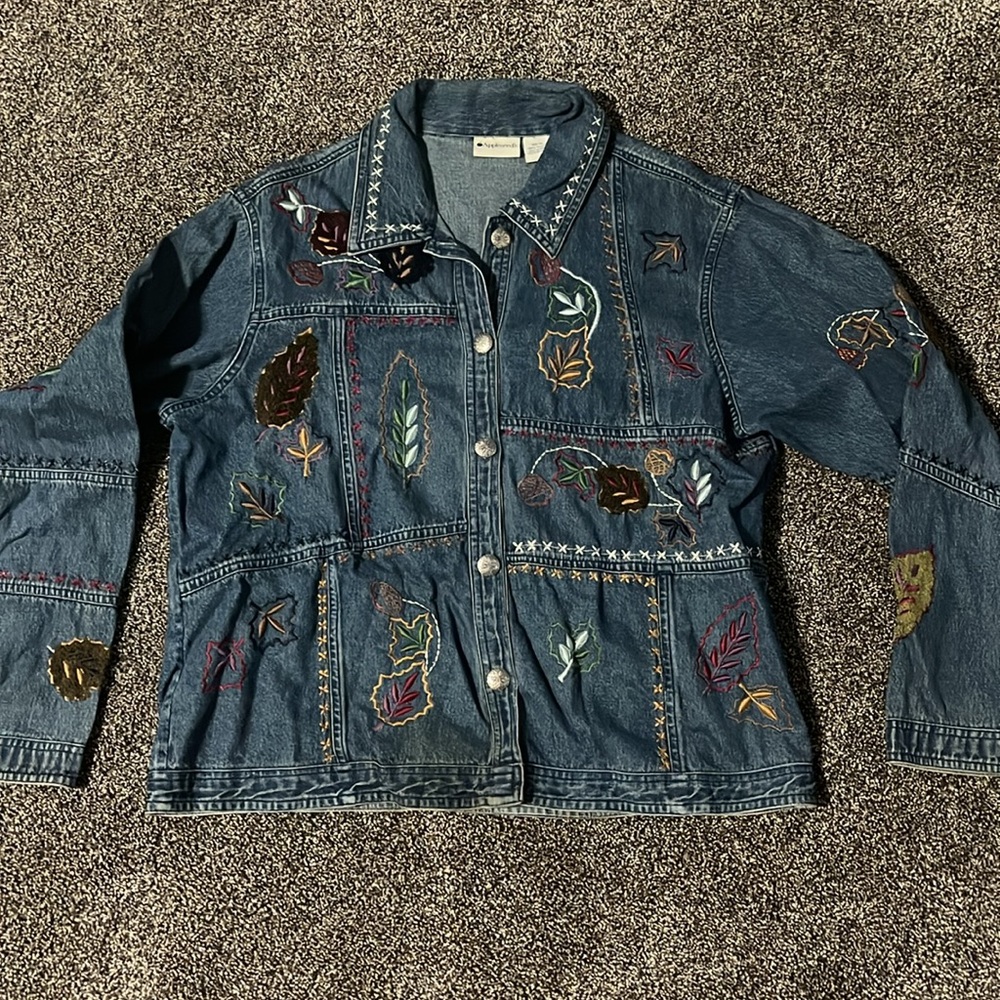 Vintage Appleseed’s XL denim style shacket with autumn embroidered leaves